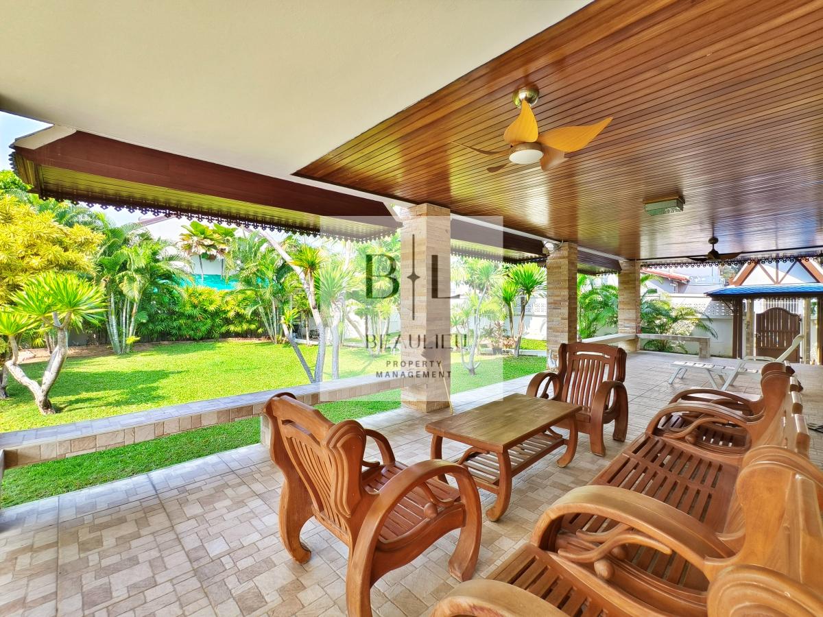 Tranquil Pool Villa 3 Bed– North Pattaya | Prime Location Near Expressway to Laem Chabang