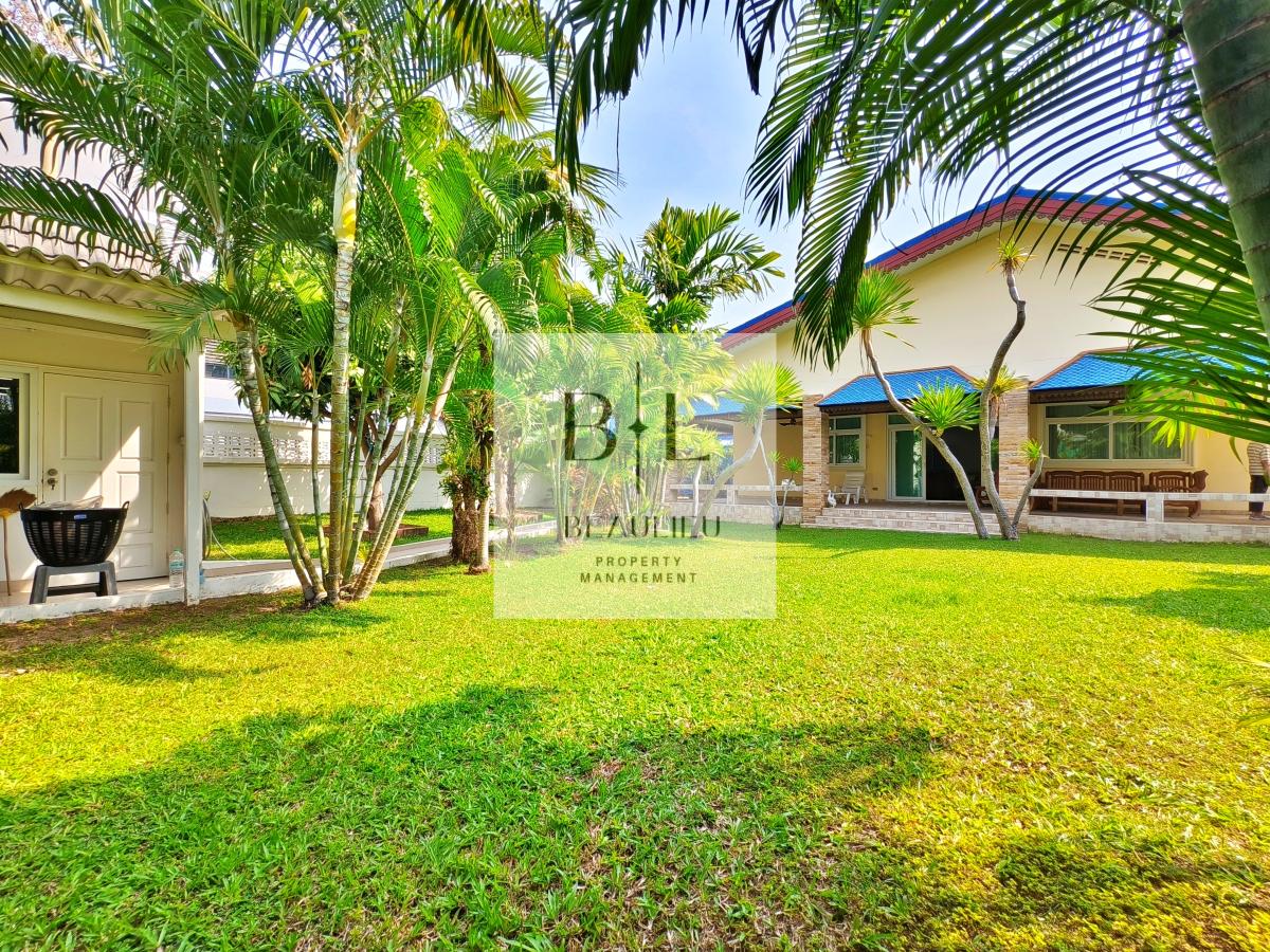 Tranquil Pool Villa 3 Bed– North Pattaya | Prime Location Near Expressway to Laem Chabang