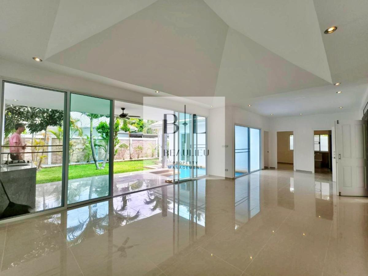 Family Pool Villa Near Ecole Française Pattaya - 3 Bed - Huay Yai - Close to Motorway No.7