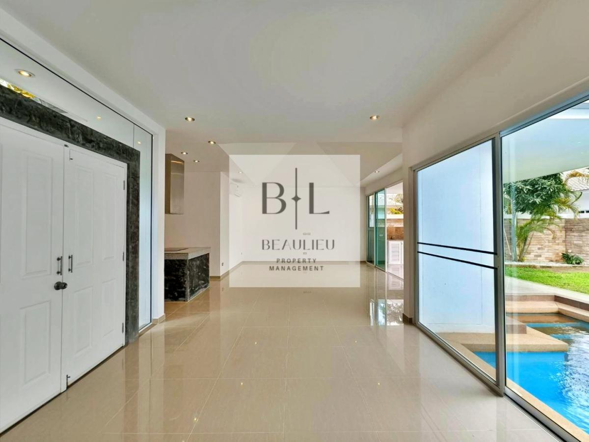 Family Pool Villa Near Ecole Française Pattaya - 3 Bed - Huay Yai - Close to Motorway No.7