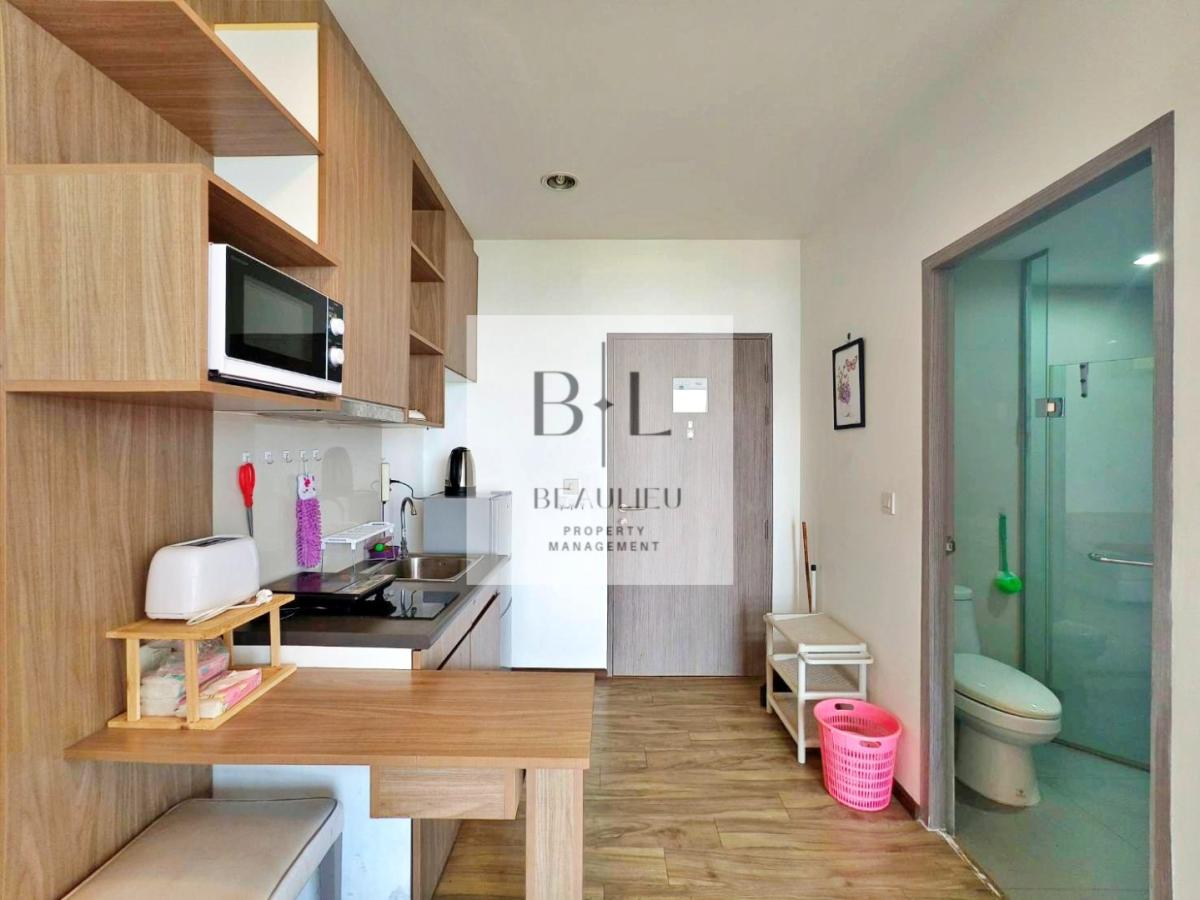 Treetops Pattaya - Affordable Studio with Rooftop Swimming Pool - Foreign Name 