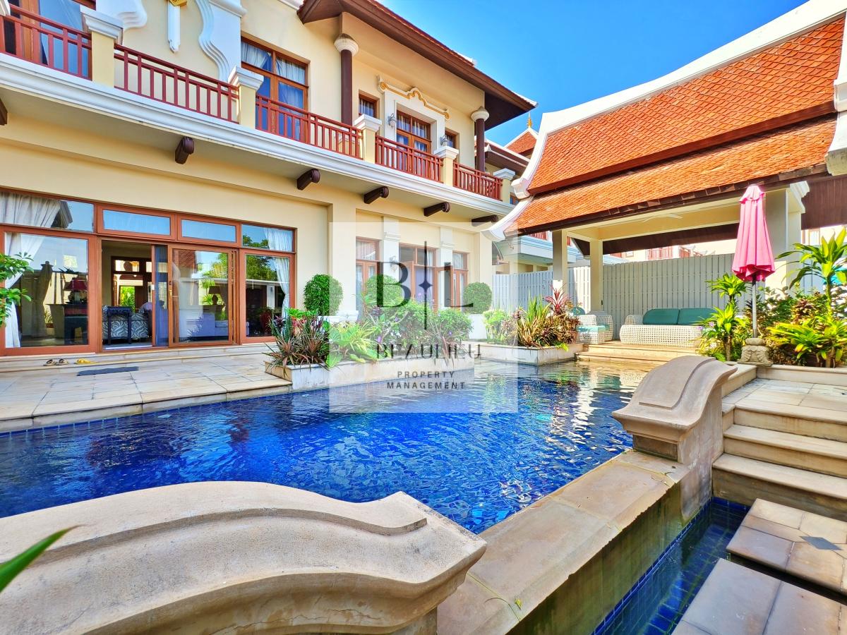 Exclusive Canal Front Villa 4-Bedroom - Private Boat Dock - View Talay Marina - Na Jomtien 