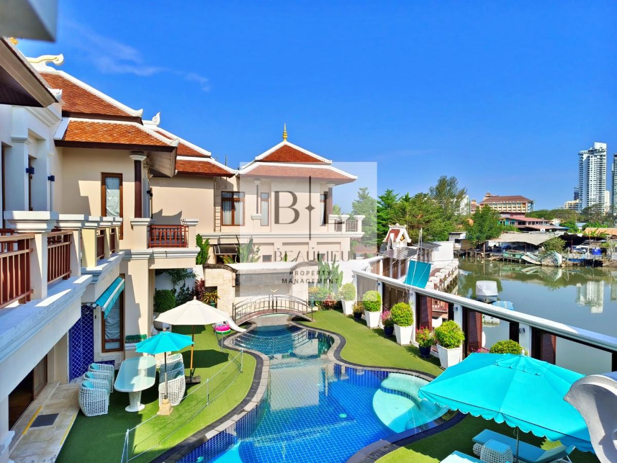 Luxury Waterfront Villa 4-Bedroom in View Talay Marina Pattaya with Private Yacht Dock - Na Jomtien
