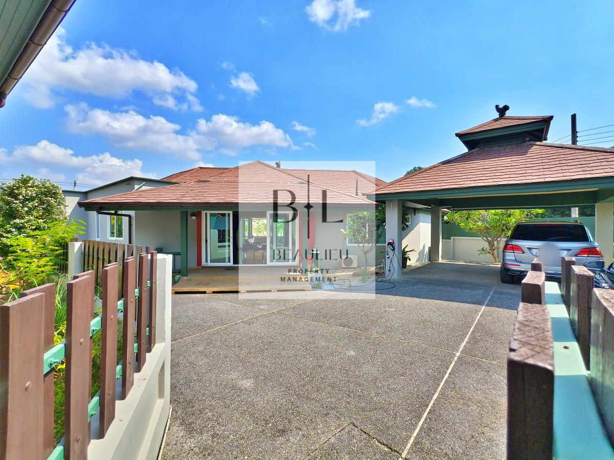 3 Bed 3 Bath House for Sale & Rent with Private Pool | Chak Nok Lake Area - East Pattaya