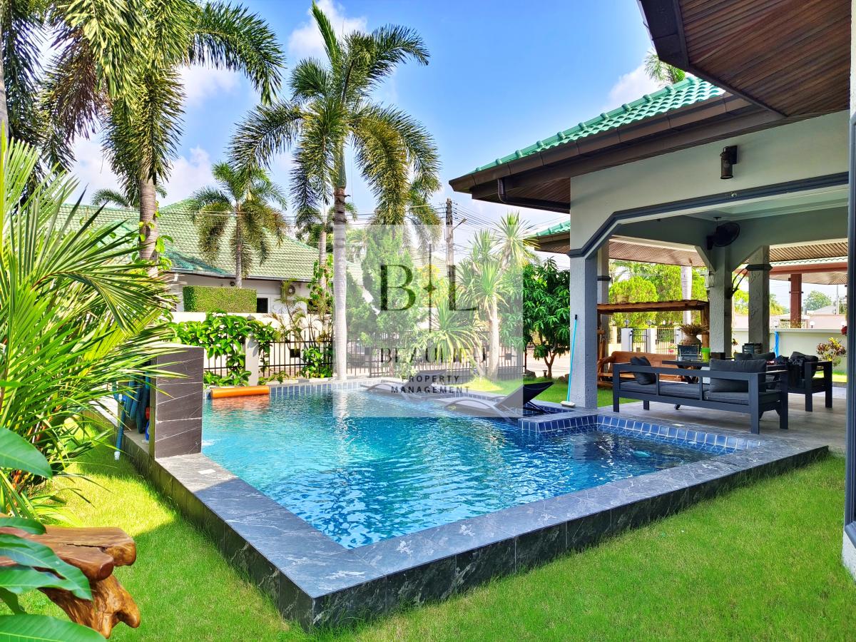 SP Village 3 - Newly Renovated 3 Bedroom Pool Villa - East Pattaya 