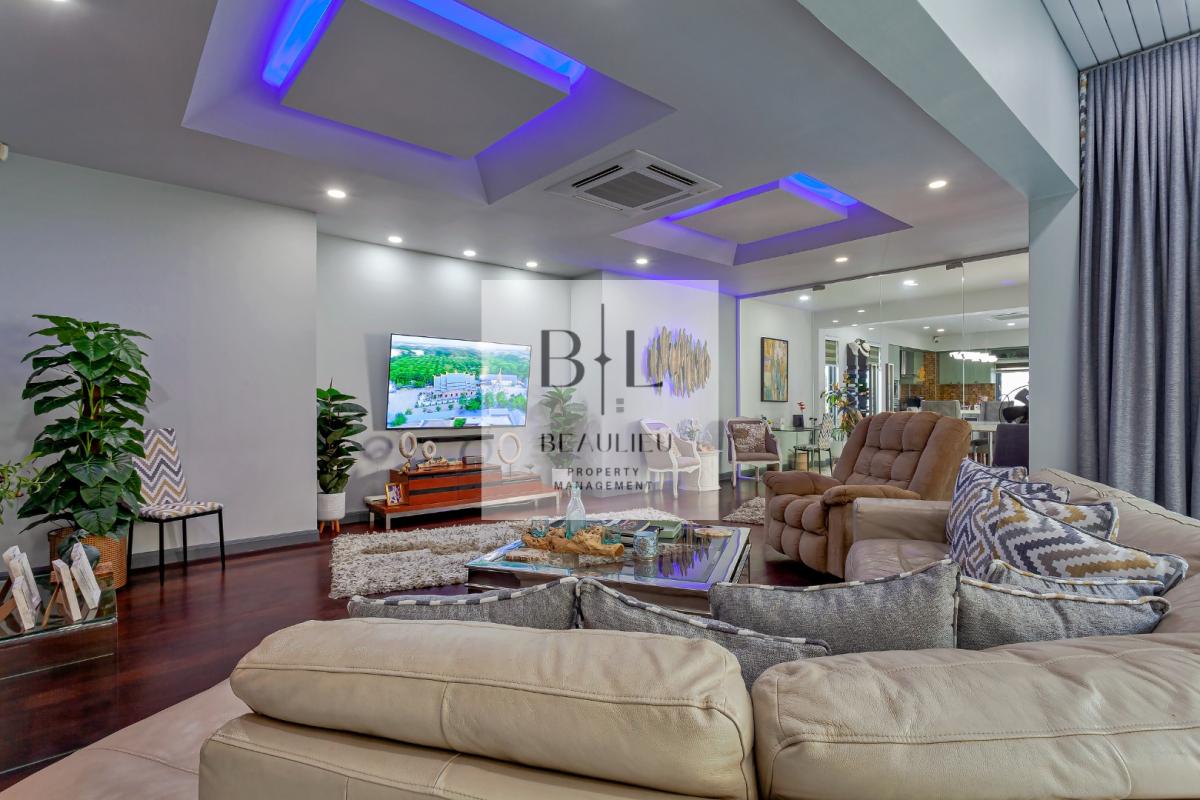Prime Investment: 5-Bedroom Luxury Villa at Pratumnak –4-Story Private Pool Villa for Sale & Rent