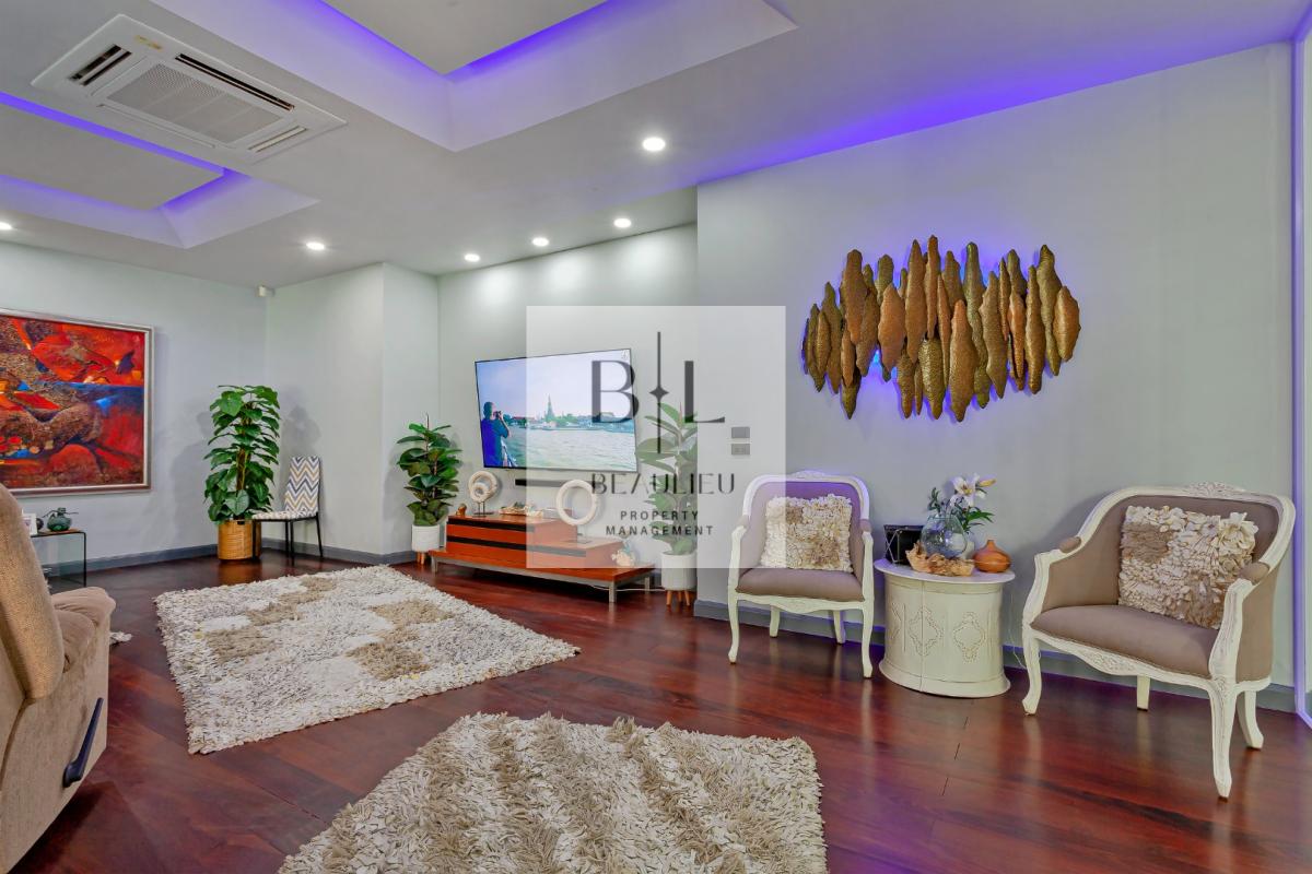Prime Investment: 5-Bedroom Luxury Villa at Pratumnak –4-Story Private Pool Villa for Sale & Rent
