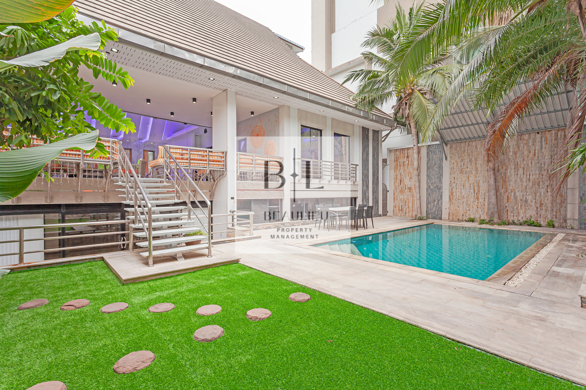4-Bedroom Luxury Pool Villa for Sale in Pratumnak, Pattaya - Pet Friendly