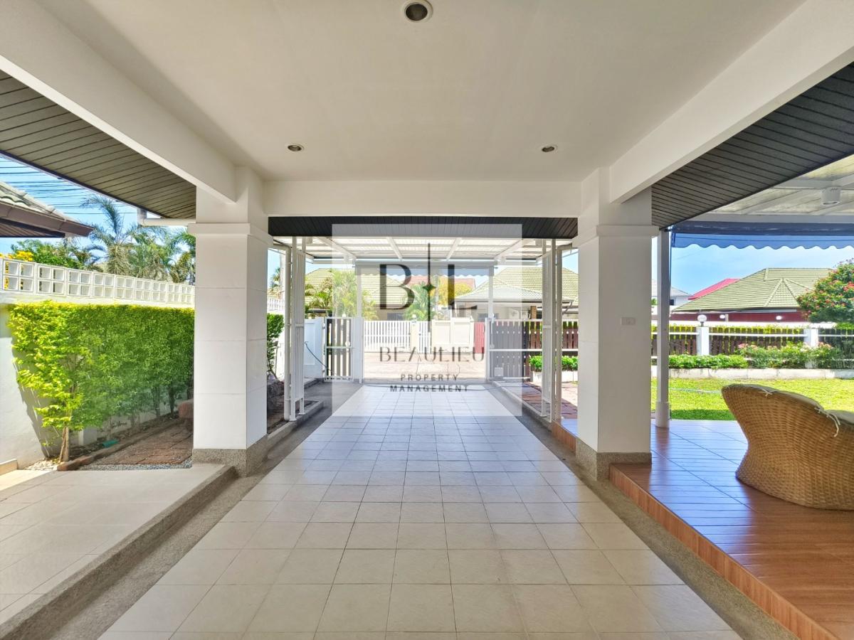 Green Field Villa 3 - Spacious 3-Bedroom House for sale - Siam Country Club - East Pattaya 