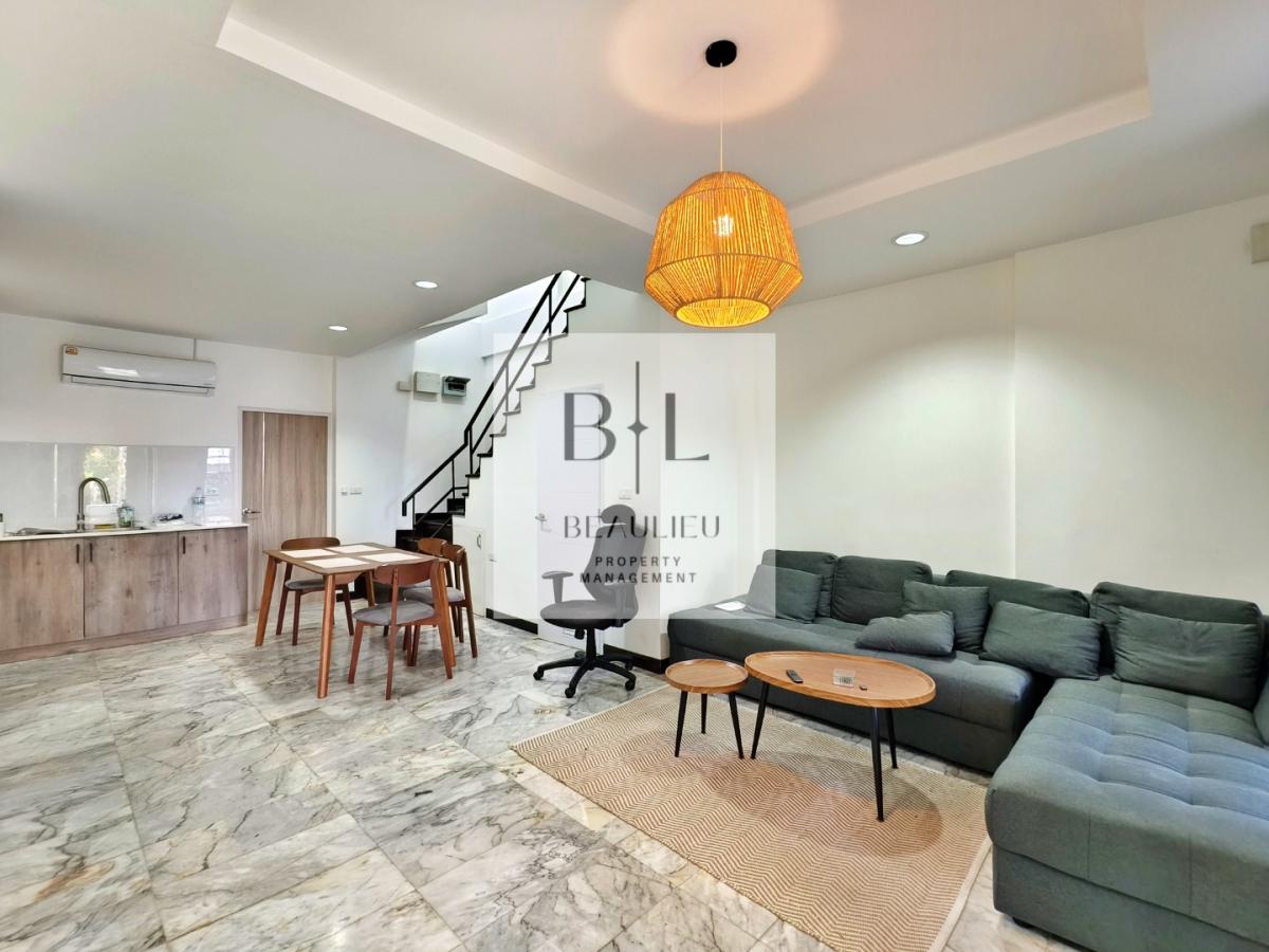 Beachside Modern 3 Bedroom Townhouse with Seaview in Wongamat Pattaya - Naklua