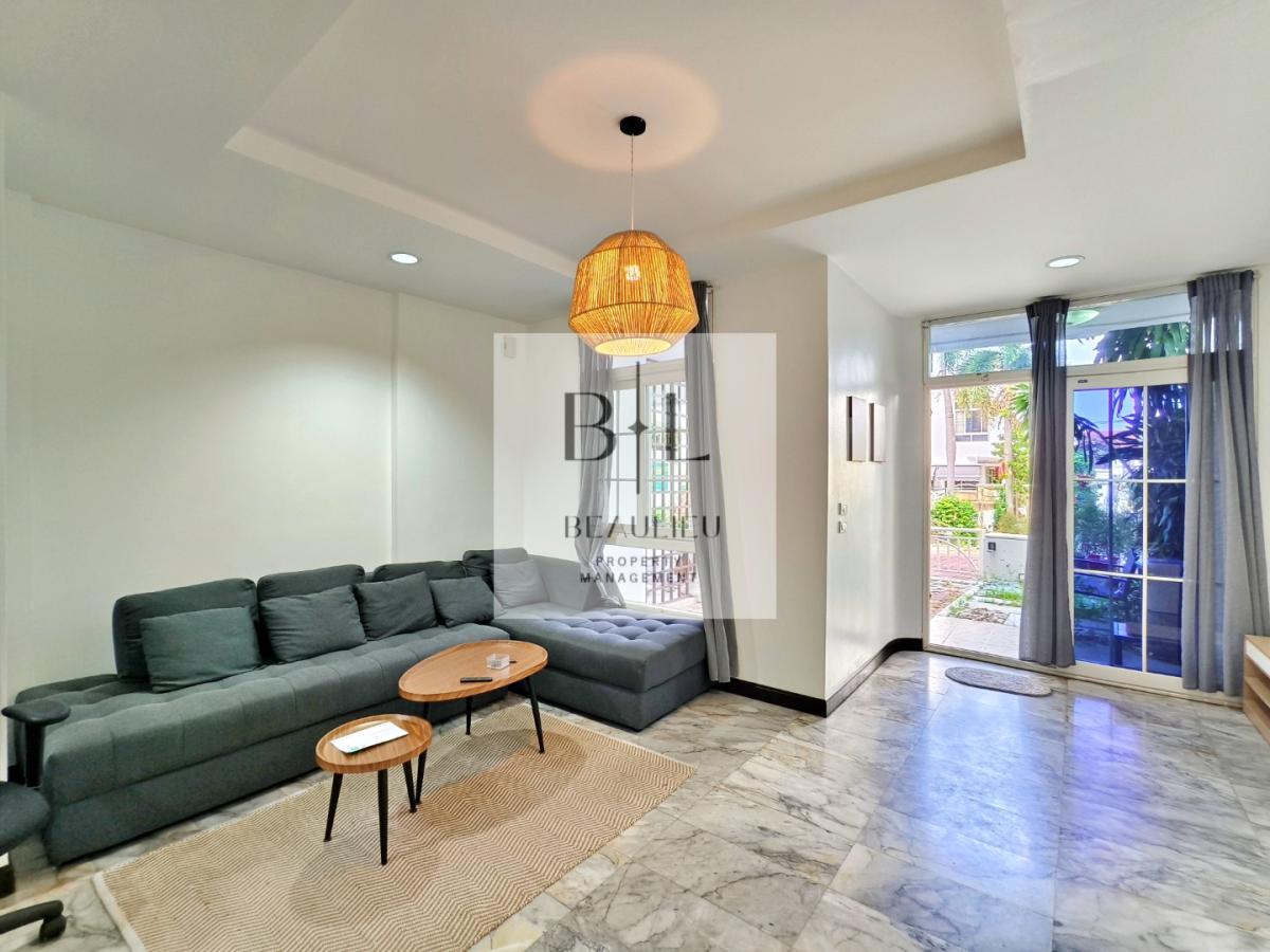 Beachside Modern 3 Bedroom Townhouse with Seaview in Wongamat Pattaya - Naklua