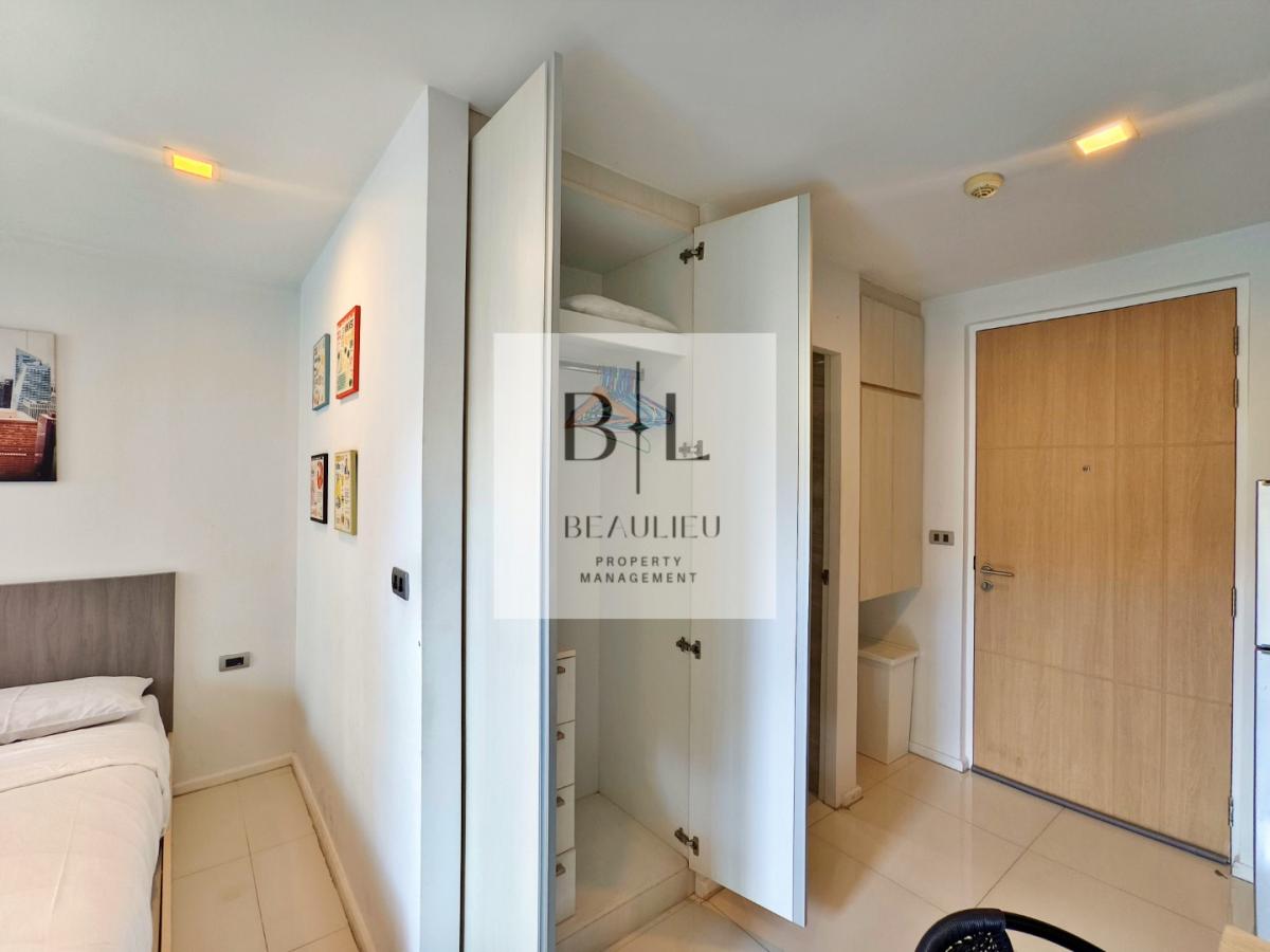 The Urban Attitude - Modern Studio for rent - Prime Central Pattaya Location