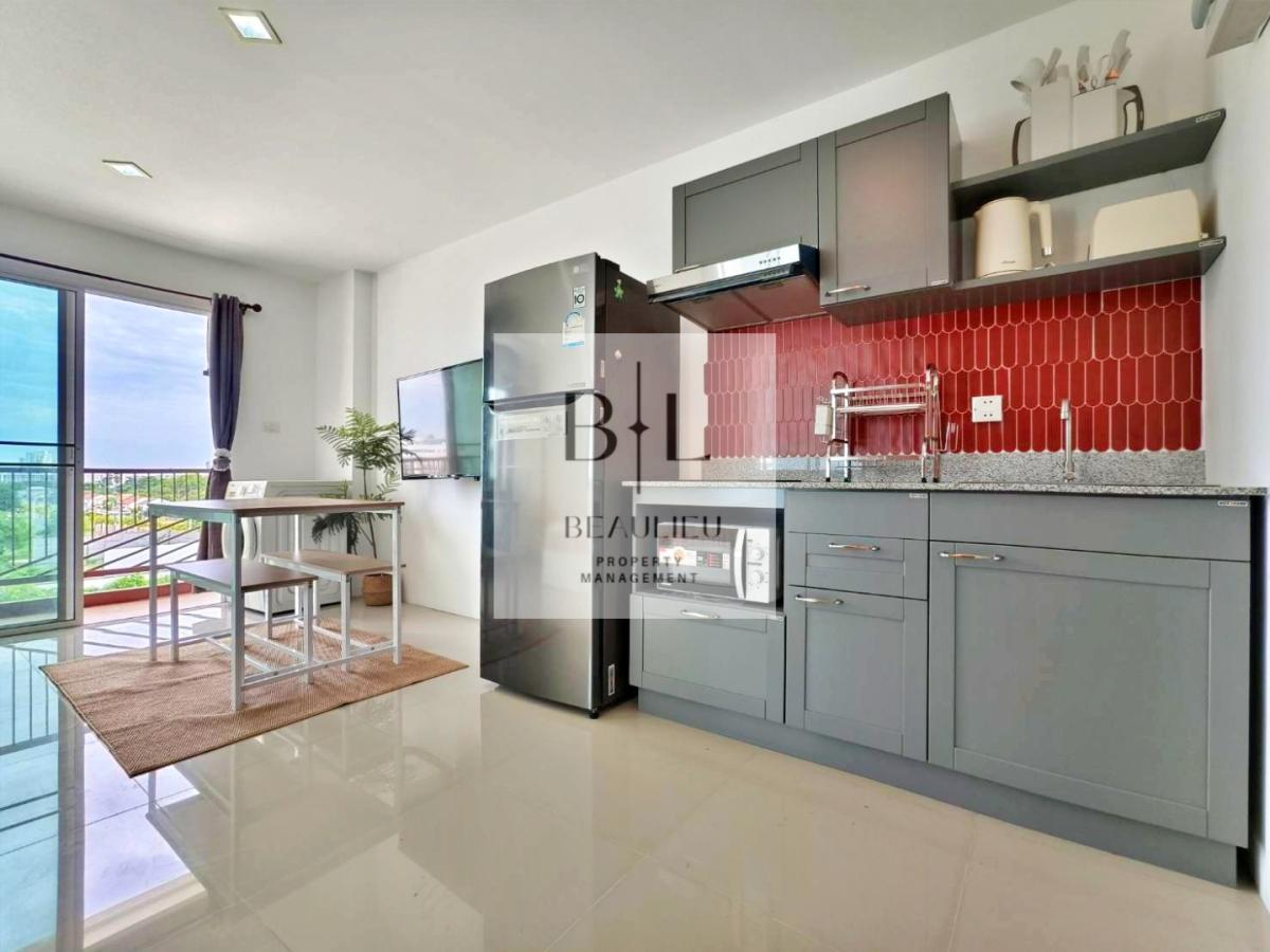 Trio Gems Condominium | Corner Unit Studio 30 SQM for Rent – Jomtien Beach