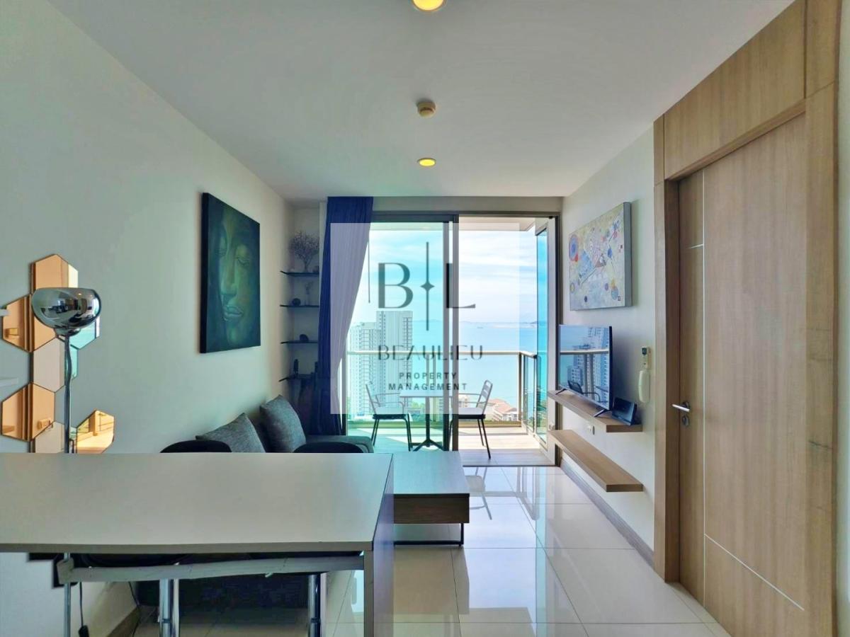 The Riviera Wongamat - 1 Bedroom condo with Sea View for rent - North Pattaya