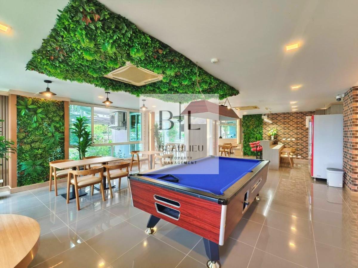 2-Bedroom Corner Condo for Sale & Rent at Whale Marina, Na Jomtien – Foreign Name