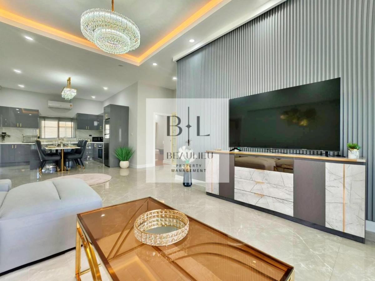 Baan Dusit Pattaya 1 - Fully Furnished 3-Bedroom House Near Khao Chee Chan - Na Jomtien