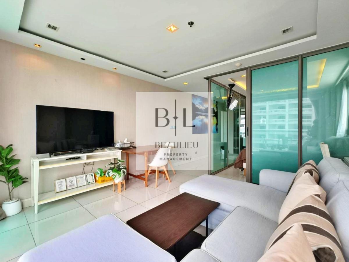 Luxury Beachfront Condo for Sale – 1 Bedroom with Sea View - Wongamat Tower - North Pattaya