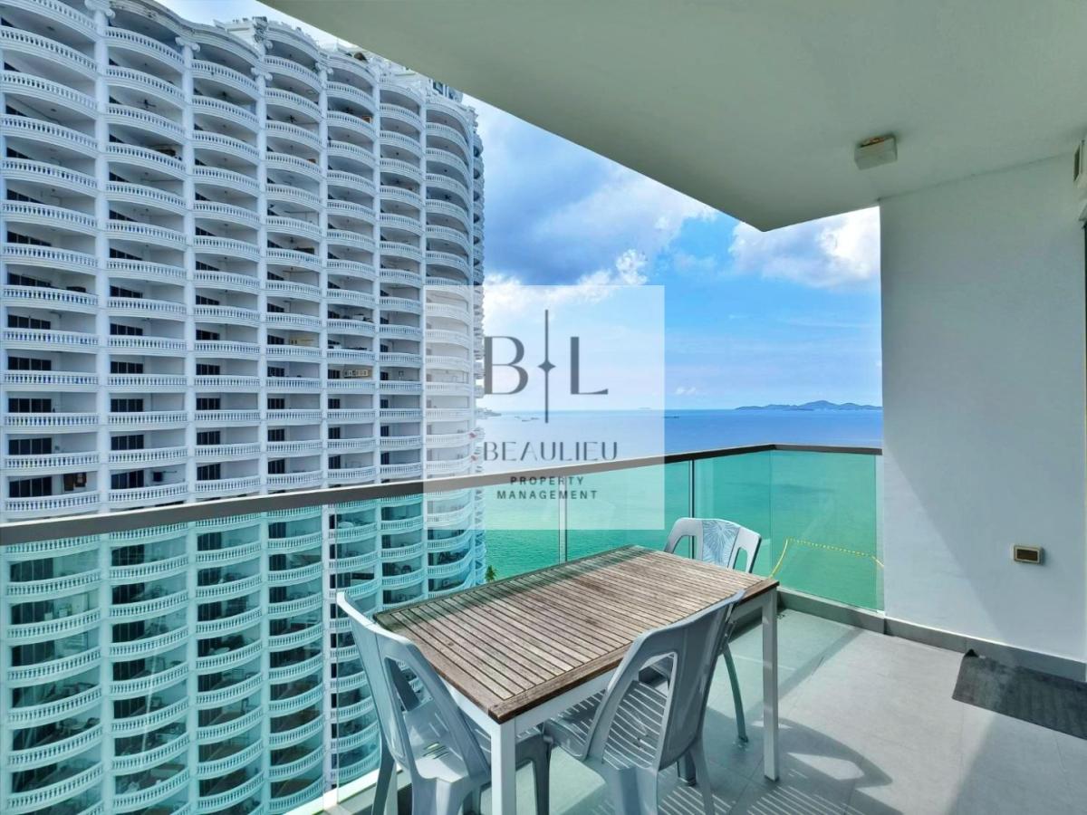 Luxury Beachfront Condo for Sale – 1 Bedroom with Sea View - Wongamat Tower - North Pattaya
