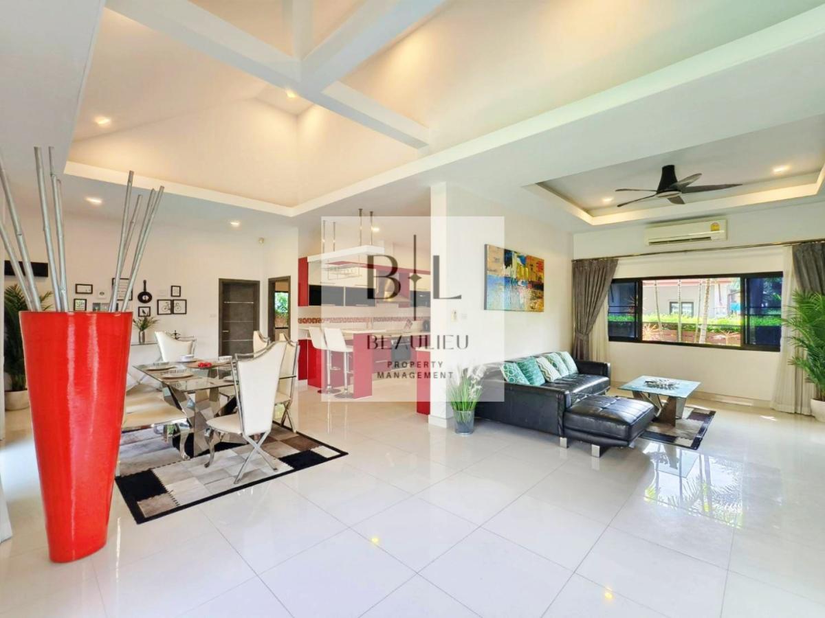 Baan Dusit Pattaya Park, Modern 2-Bedroom Pool Villa for rent - Huay Yai, East Pattaya 