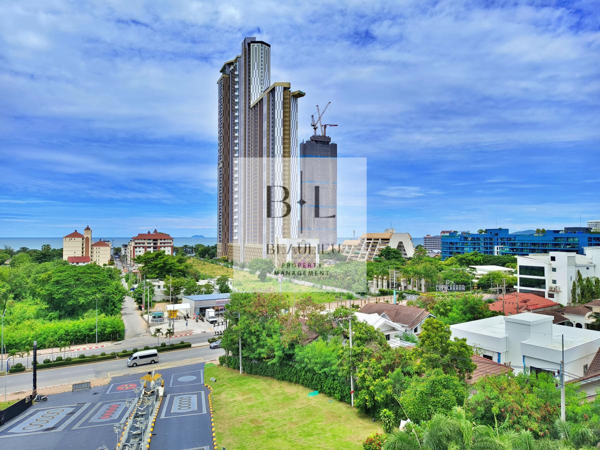 The-Twin-Tower-Jomtien