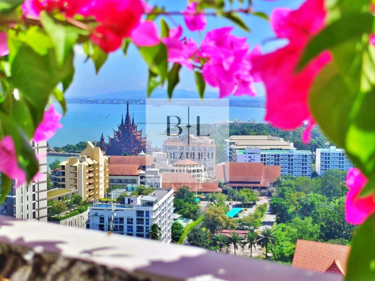 Silver-Beach-Condominium