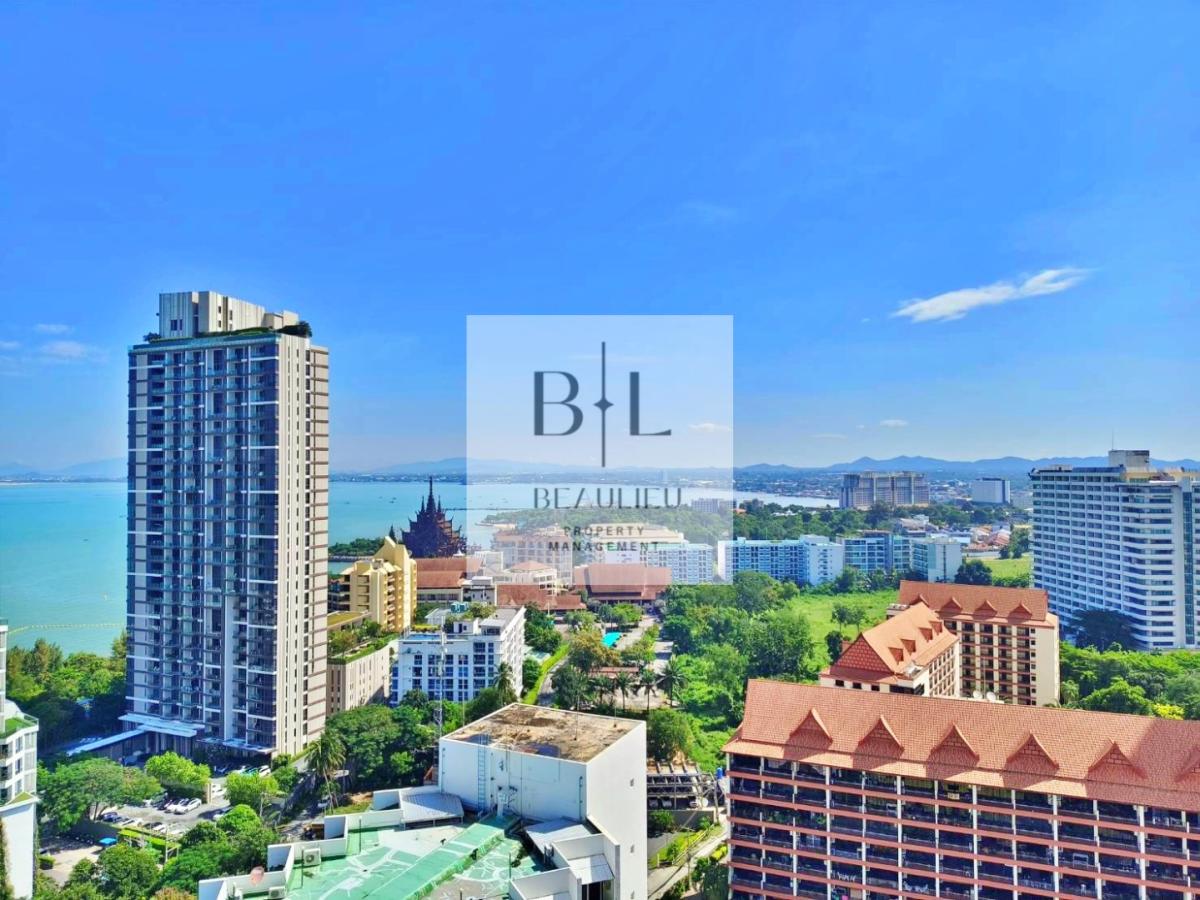 Silver-Beach-Condominium